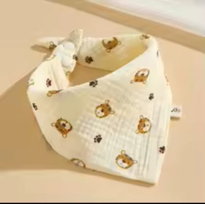 Bavoir bandana motifs tigre