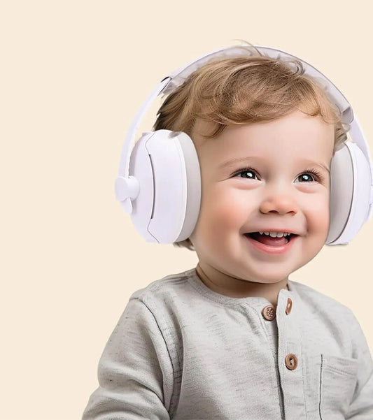 Casque anti bruit bebe blanc bebe qui rit