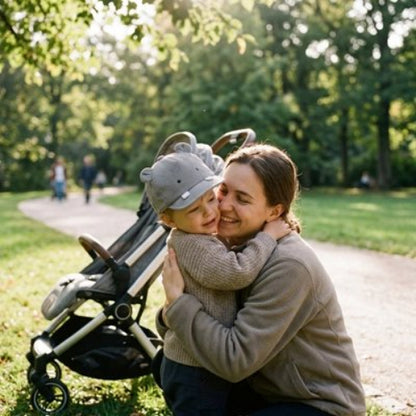 Casquette bebe premium confort maman et bebe au parc