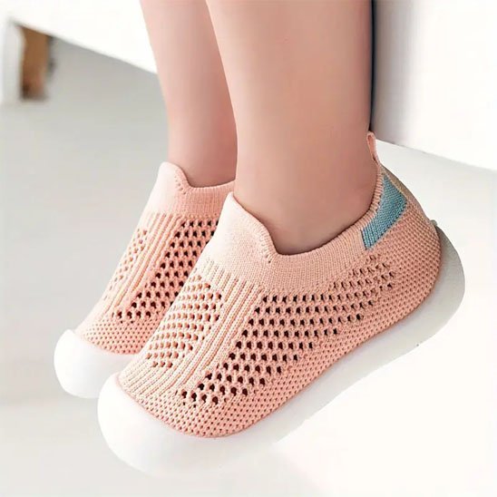 Chaussures bebe Confort Hybride couleur rose