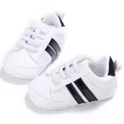 Chaussures bebe First Steps blanches et noires