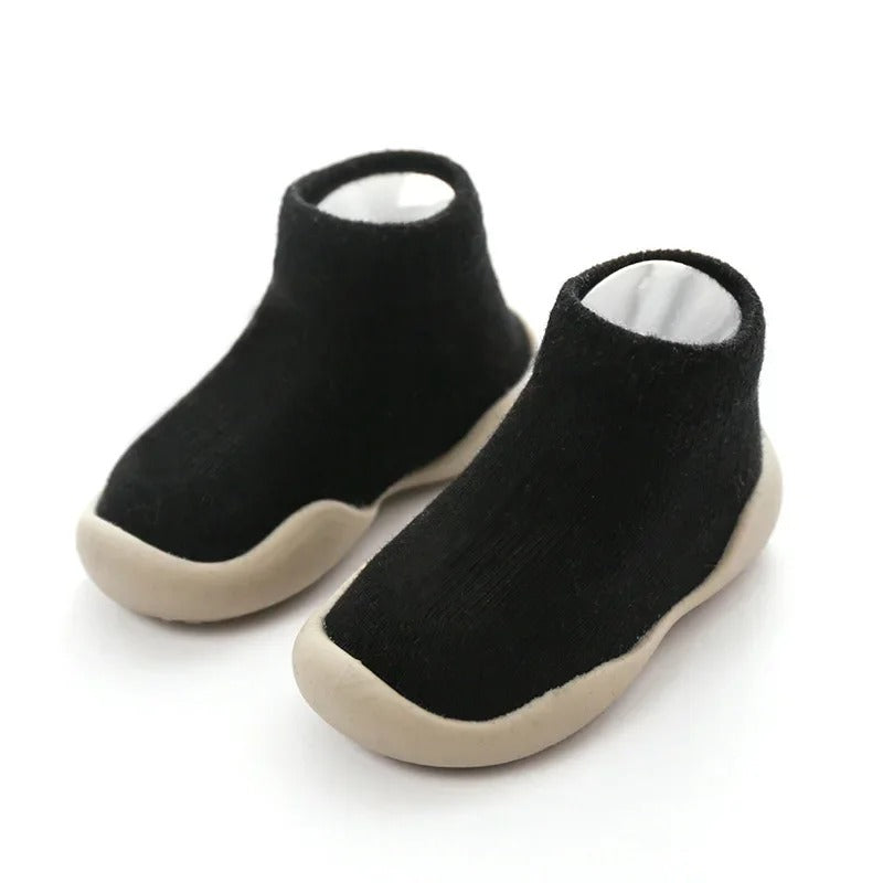 Chaussures bebe premiers pas couleur noire unie