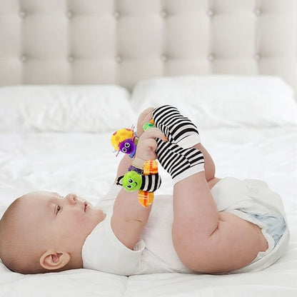 Hochet bebe ergonomique et colore bebe joue