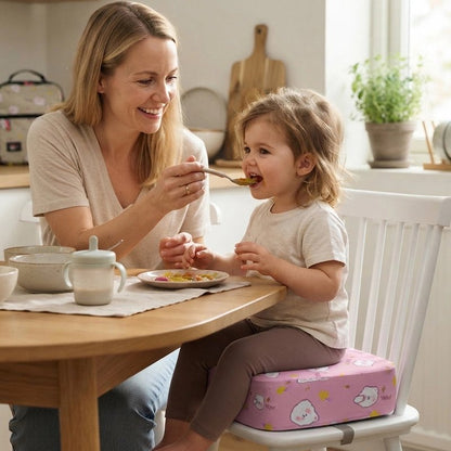 Rehausseur chaise evolutif confort maman nourrit son bebe