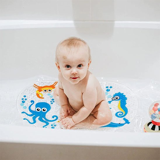 Tapis de bain pour bébé antidérapant et confortable bébé est dans la baignoire