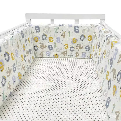 Tour de lit securisee et confortable premier modele