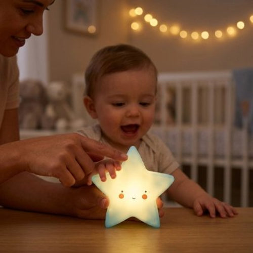 Veilleuse bebe nuit paisible maman joue avec son bebe