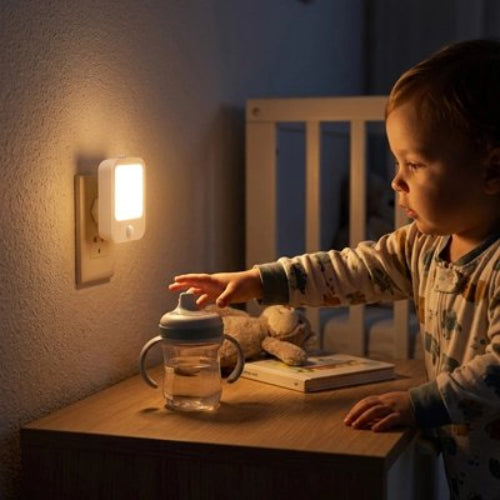 Veilleuse murale capteur automatique nocturne bebe prend son gobelet